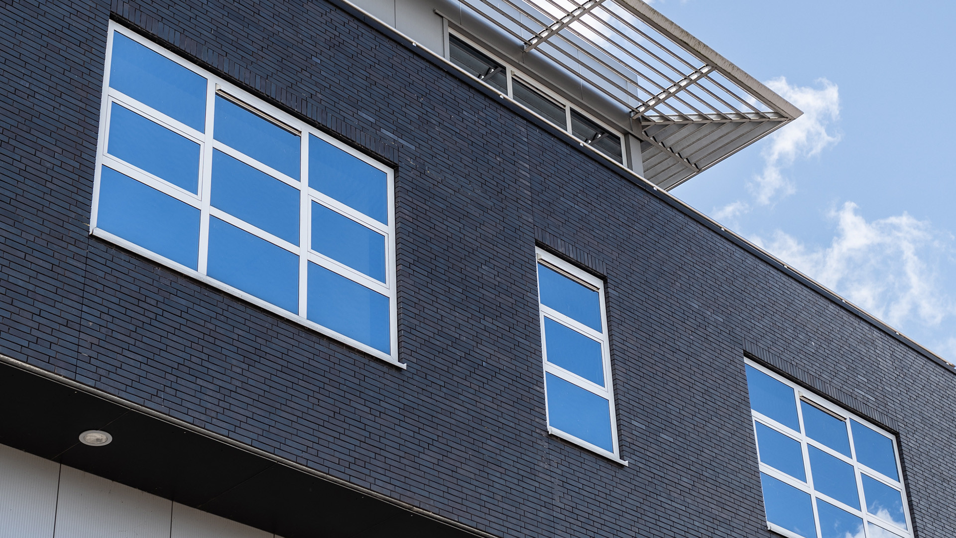 Multifunctioneel bedrijfspand Hasselt